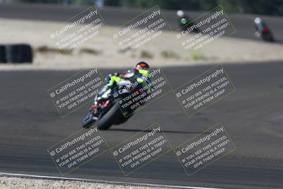 media/Sep-21-2025-TrackDaz (Sun) [[277c75b276]]/B Group/1020am (Turn 1)/